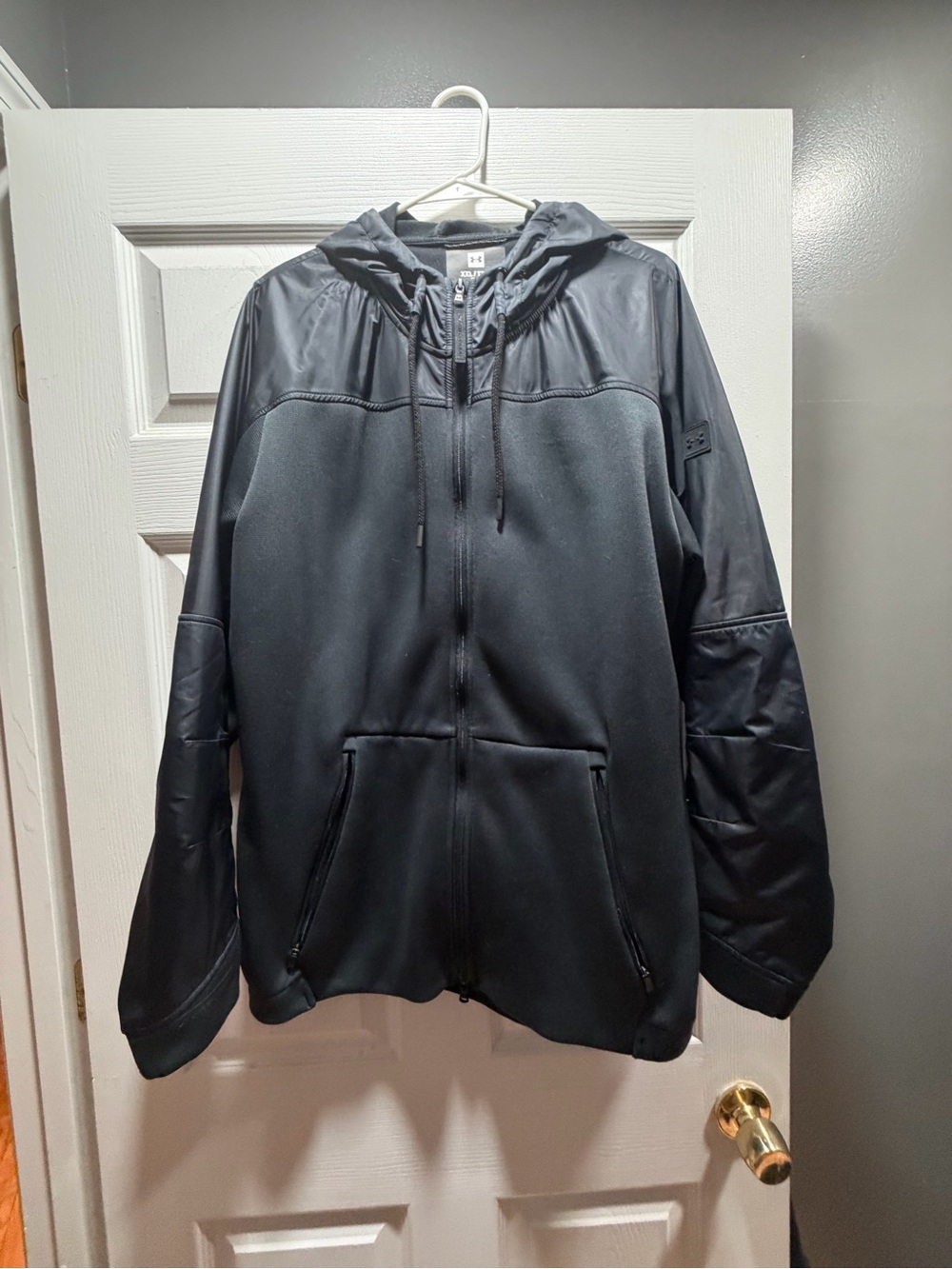 Men's Under Armor Black Hooded Zip Jacket
